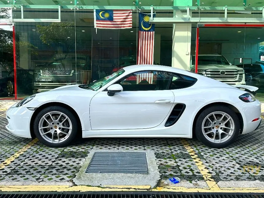 2022 Porsche 718 Cayman Coupe