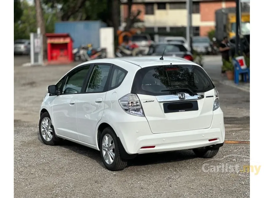 2013 Honda Jazz Hybrid Hatchback