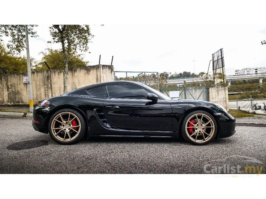 2019 Porsche 718 Cayman Coupe