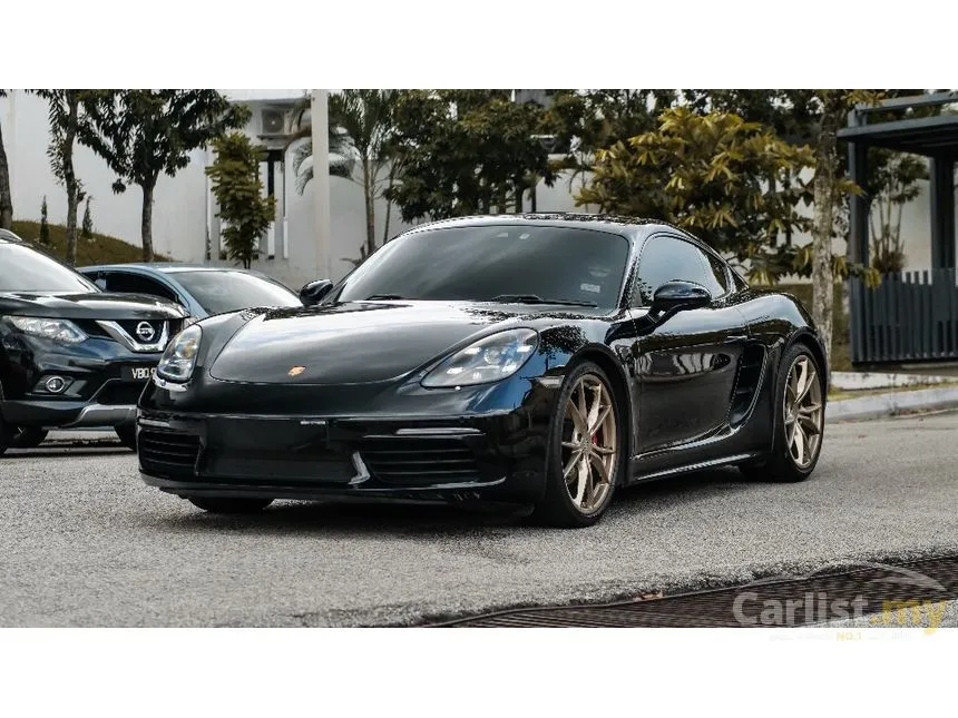 2019 Porsche 718 Cayman Coupe
