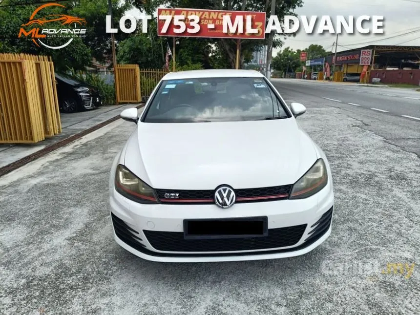 2014 Volkswagen Golf GTI Hatchback