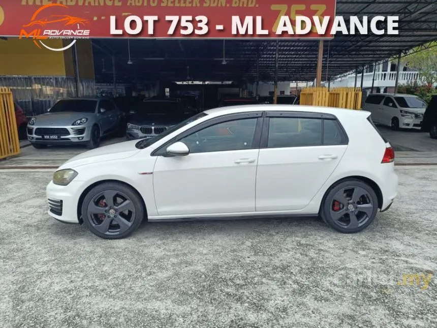 2014 Volkswagen Golf GTI Hatchback