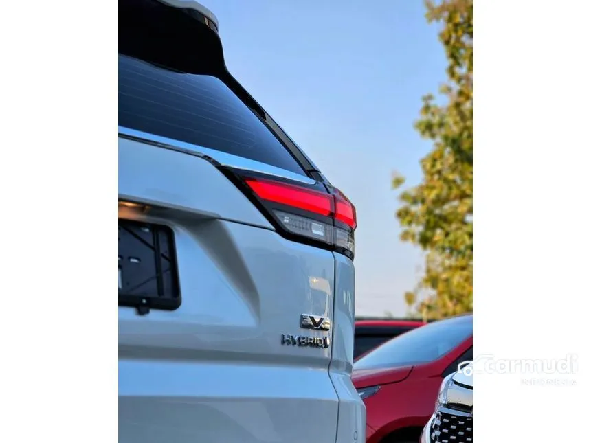 2025 Toyota Kijang Innova Zenix V HV Modellista (Premium Color) MPV