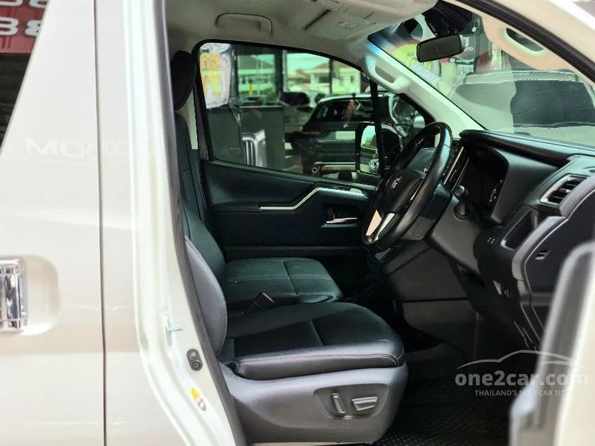 2021 Toyota Majesty Premium Van