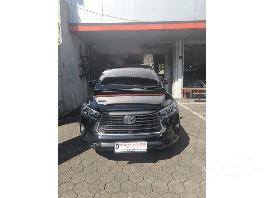 2021 Toyota Kijang Innova V MPV