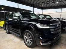 2023 Toyota Land Cruiser 3.5 ZX LC300 GRADE 5A CAR HIGH SPEC UNIT MDLS BODYKT JBL SUN ROOF HUD 360CAM BSM REAR SEAT MONITOR MILEAGE 10K