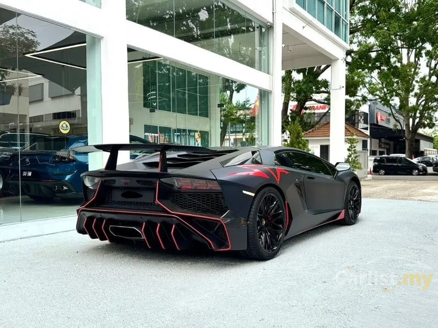 2012 Lamborghini Aventador LP700-4 Coupe