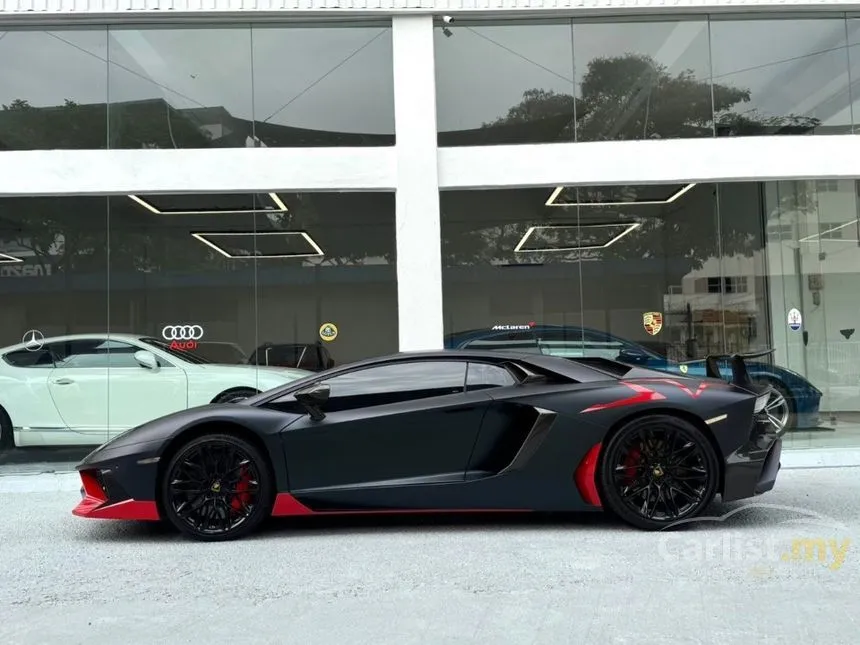 2012 Lamborghini Aventador LP700-4 Coupe