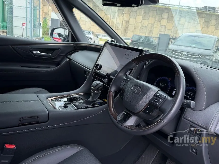 2023 Toyota Alphard Z MPV