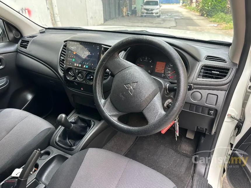2022 Mitsubishi Triton Quest Dual Cab 4X2 Pickup