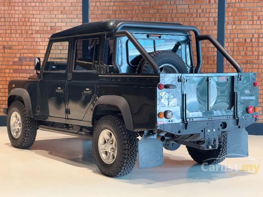 2015 Land Rover Defender Dual Cab SUV