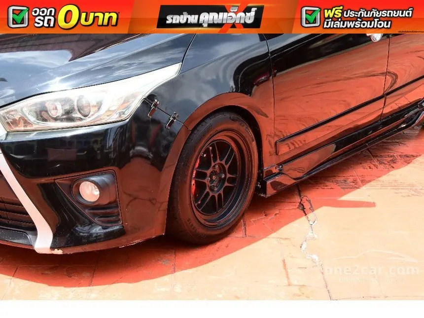 2015 Toyota YARIS G Hatchback