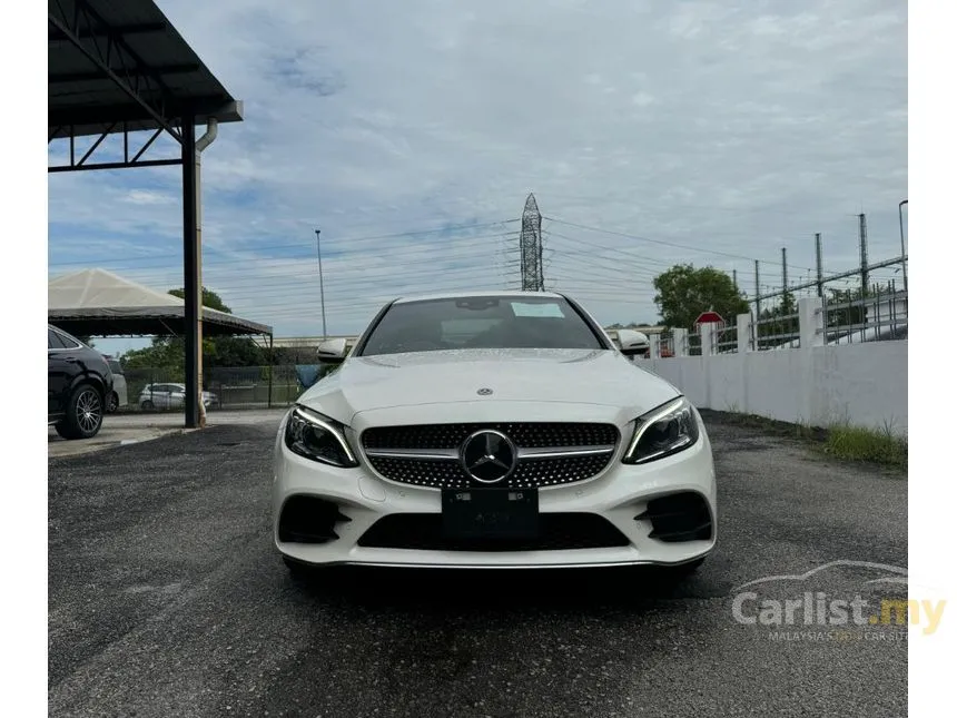 2019 Mercedes-Benz C200 AMG Line Sedan