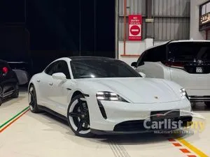 2020 Porsche Taycan 4S Sedan