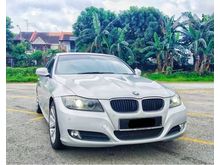 2010 BMW 320i 2.0 Sports Sedan