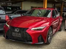 RED SEAT FULL FIRE RED 2021 Lexus IS 300 2.0 F Sport IS300T