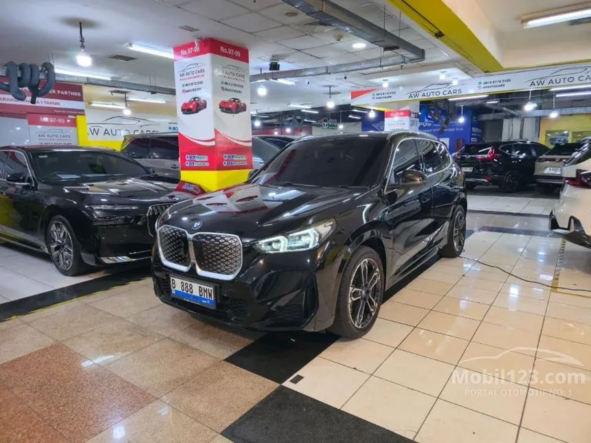 2024 BMW iX1 eDrive20 M Sport SUV