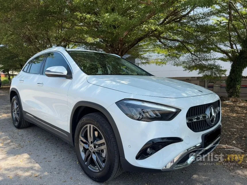 2024 Mercedes-Benz GLA200 Progressive Line SUV