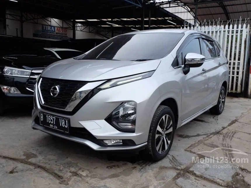 Jual Mobil Nissan Livina 2019 VL 1.5 di Banten Automatic Wagon Silver Rp 199.000.000