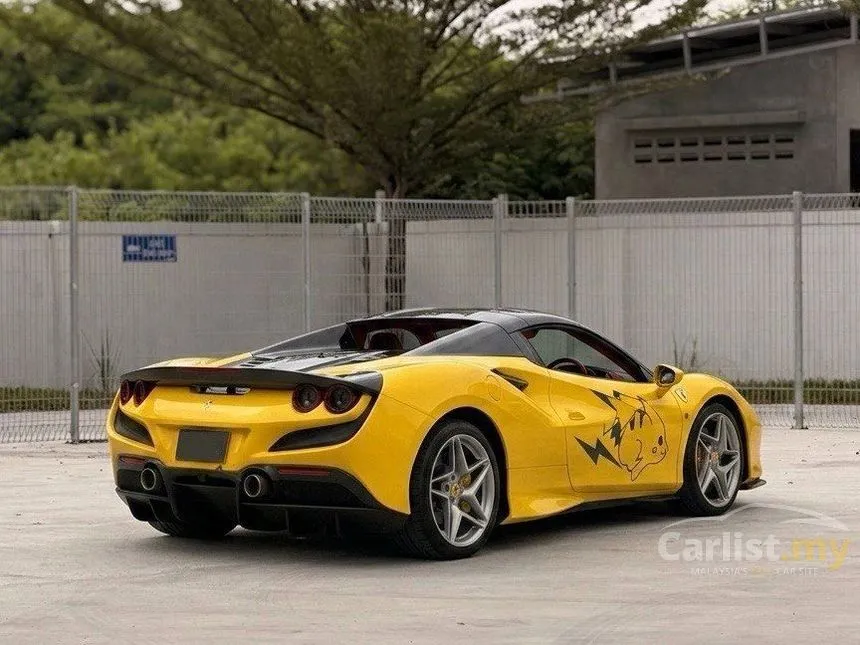 2021 Ferrari F8 Spider Convertible