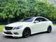 2009 Mercedes-Benz  E 350 CGI BlueEFFICIENCY Coupe ** Sports Package ** Clean & Well Kept