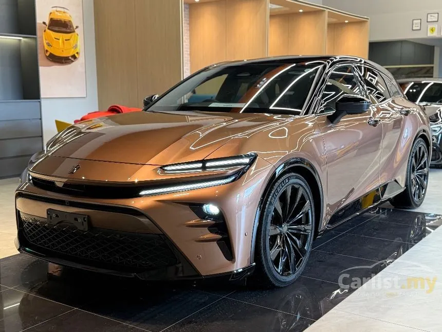 2024 Toyota Crown Sport Z PHEV SUV