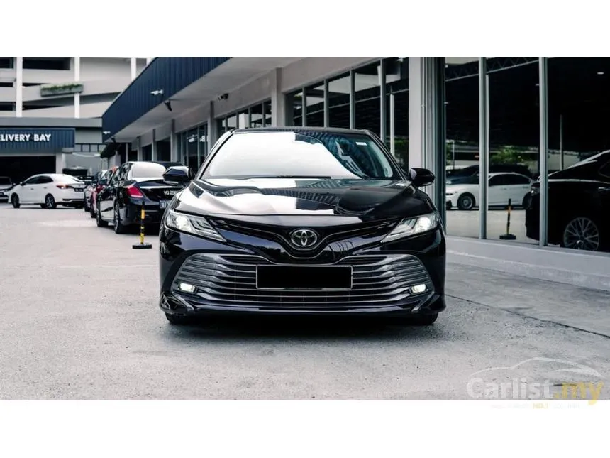2020 Toyota Camry V Sedan