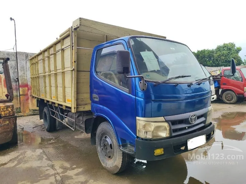 2015 Toyota Dyna 110 FT Truck