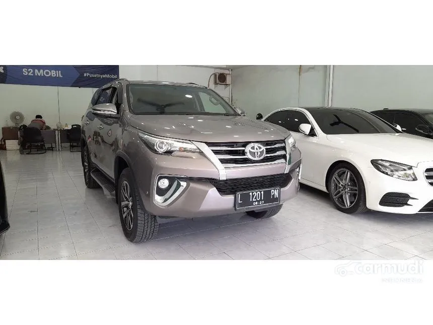 Jual Mobil Toyota Fortuner 2017 VRZ 2.4 di Jawa Timur Automatic SUV Abu