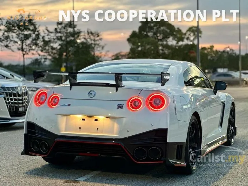 2020 Nissan GT-R NISMO Coupe