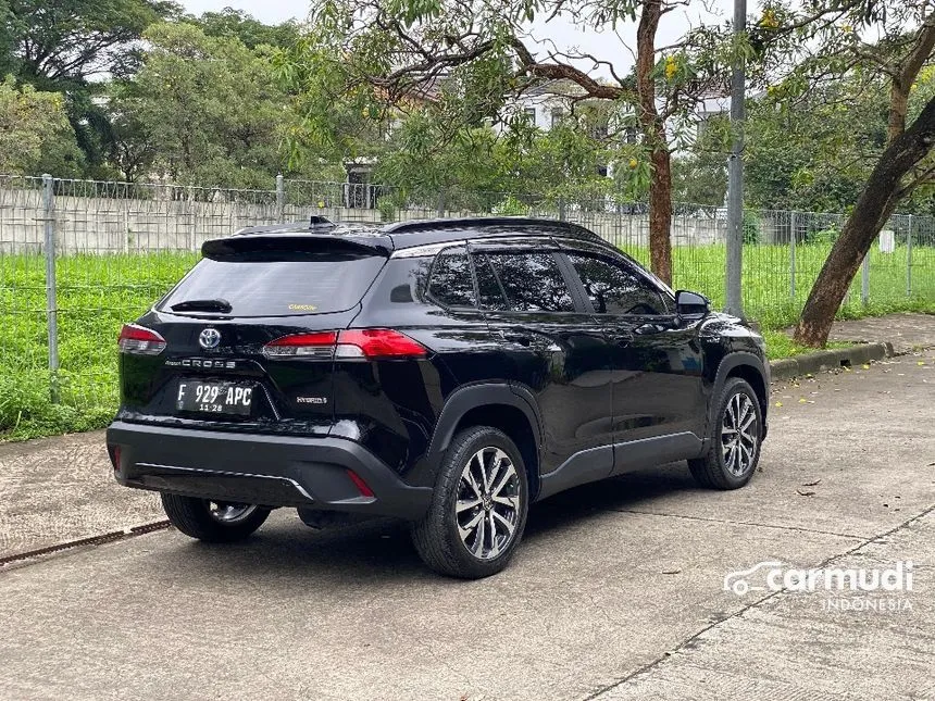 2023 Toyota Corolla Cross Hybrid SUV