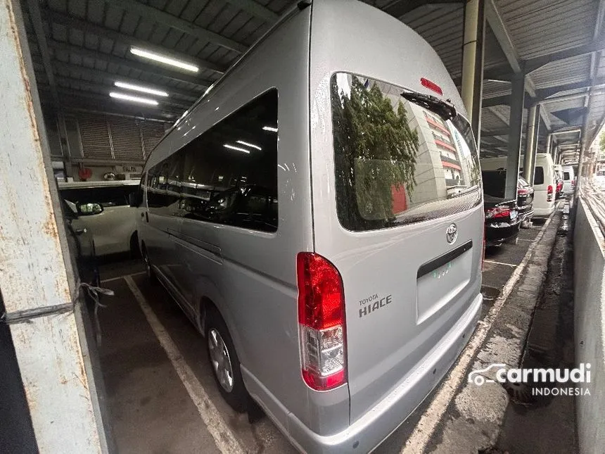 2024 Toyota Hiace Commuter Van Wagon