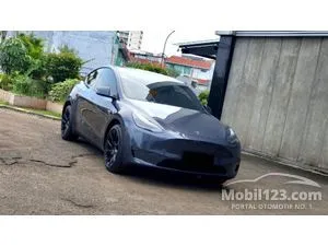 2022 Tesla Model Y Long Range SUV