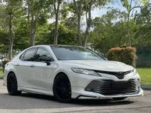 2019 Toyota Camry 2.5 V Sedan Full service record 3 year warranty
