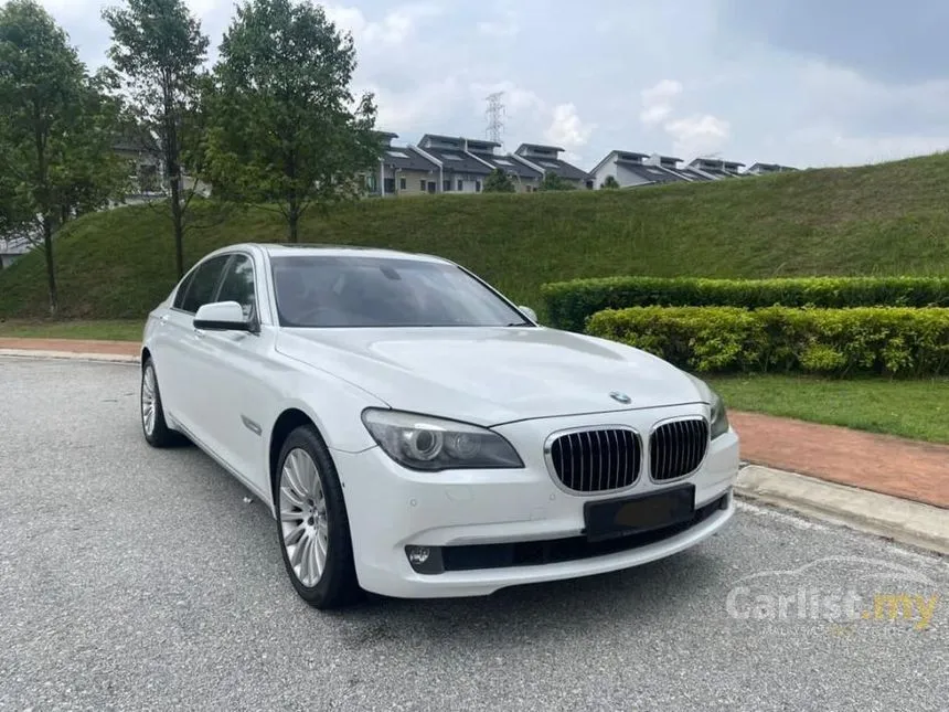2011 BMW 740Li Sedan