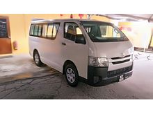 2014 Toyota Hiace 2.5 Diesel Window Van Low Roof