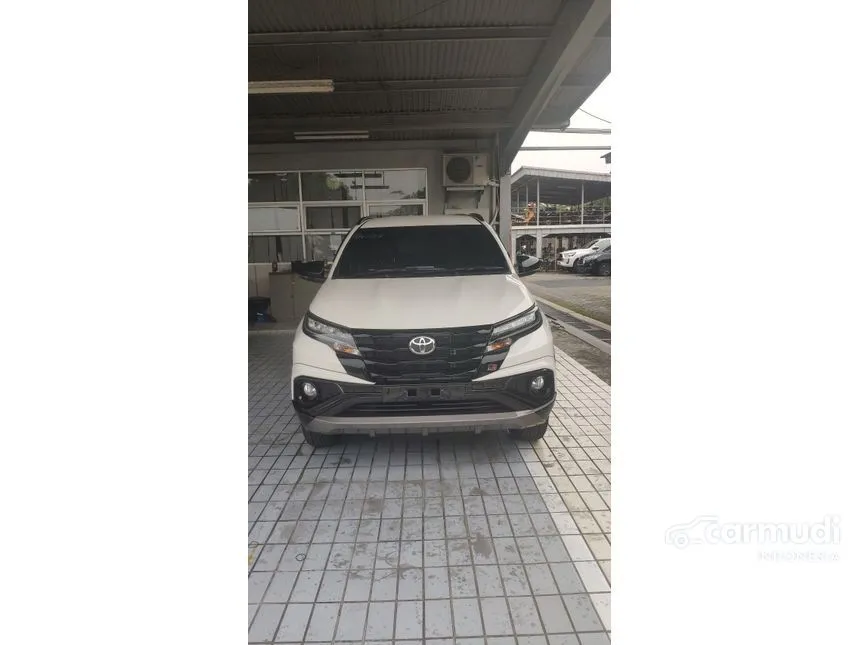 Jual Mobil Toyota Rush 2024 S GR Sport 1.5 di DKI Jakarta Automatic SUV Putih Rp 285.000.000