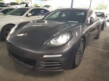 2014 Porsche Panamera 4S