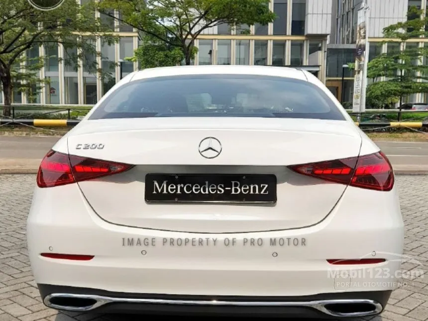 2023 Mercedes-Benz C200 Avantgarde Line Sedan