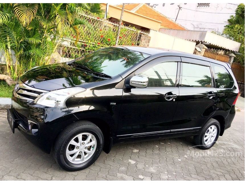 Jual Mobil  Toyota Avanza  2013 G 1 3 di Jawa  Timur  Manual 