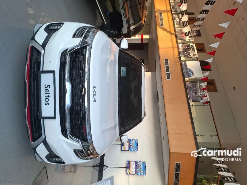 Jual Mobil KIA Seltos 2024 GT Line 1.4 di DKI Jakarta Automatic Wagon Putih Rp 958.000.000