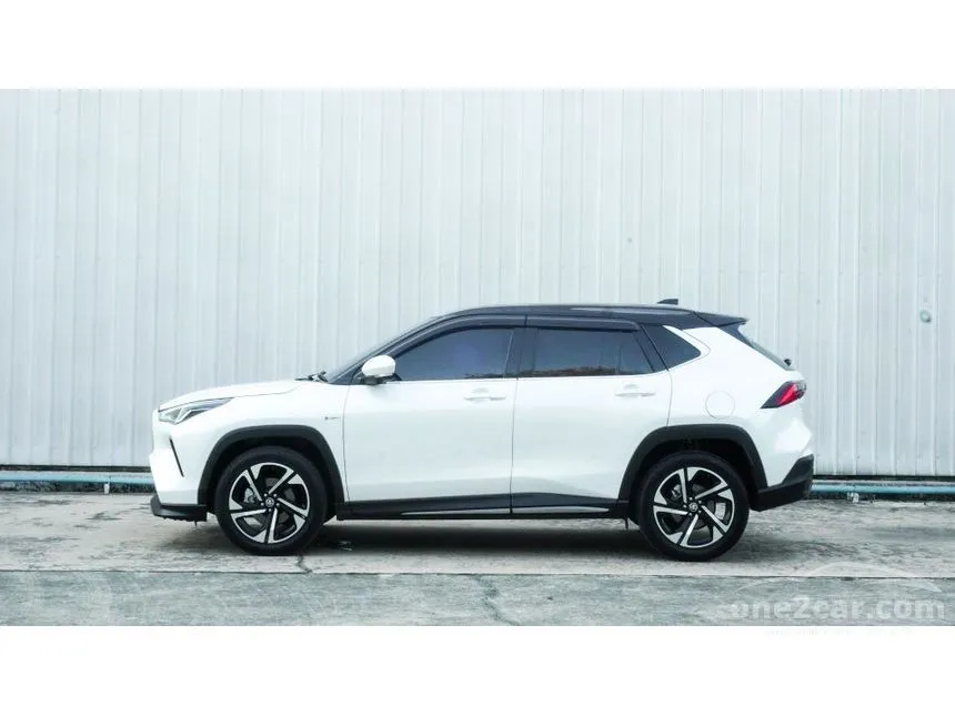 2024 Toyota Yaris Cross HEV Premium Luxury SUV