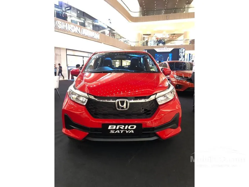 Jual Mobil Honda Brio 2024 E Satya 1.2 di Jawa Timur Automatic Hatchback Merah Rp 192.300.000