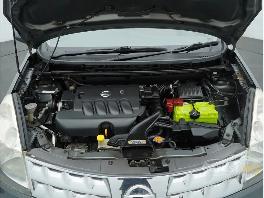 2011 Nissan Grand Livina Comfort MPV