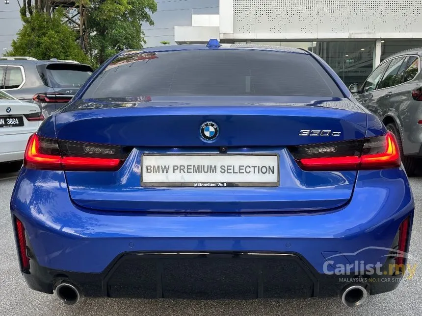 2023 BMW 330e M Sport Sedan