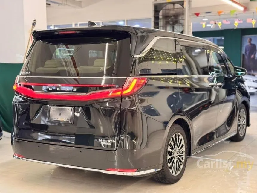 2024 Lexus LM 500h Version L 6 Seater MPV