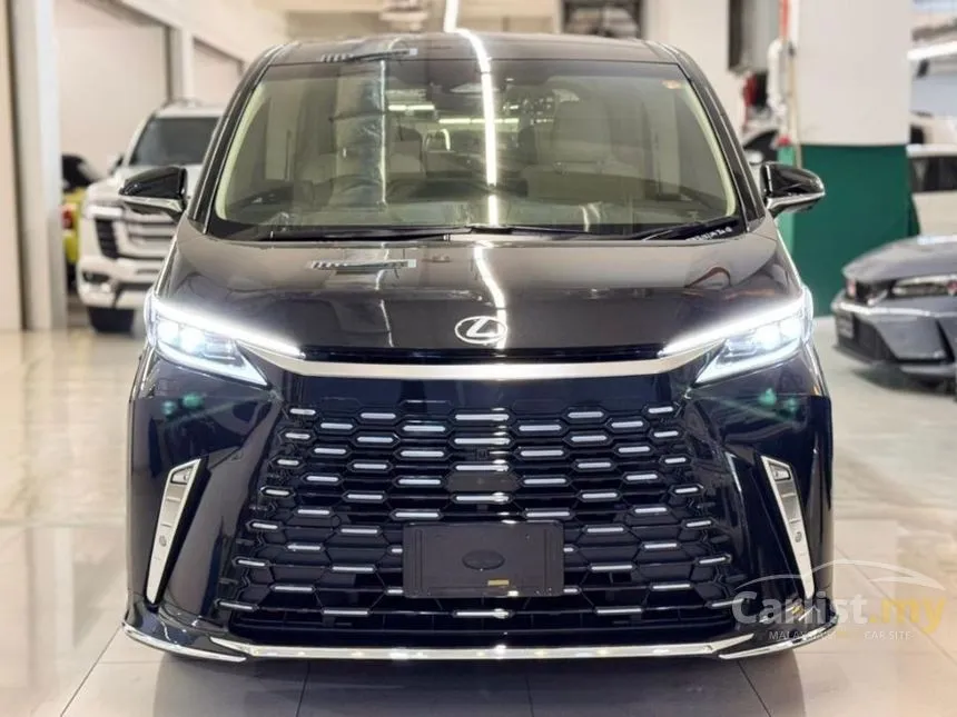 2024 Lexus LM 500h Version L 6 Seater MPV