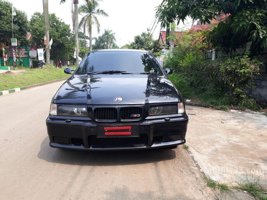 Jual Mobil  BMW  320i 1995 E36  2 0 Automatic 2 0 di Banten 