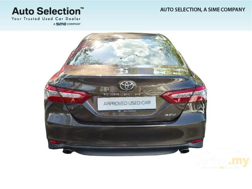 2020 Toyota Camry V Sedan