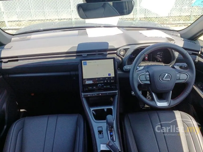 2025 Lexus LBX Luxury Dual Tone SUV